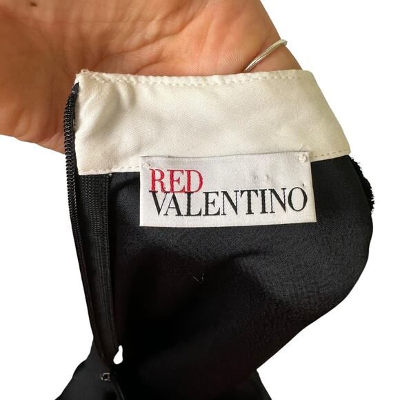 Red Valentino Black Ruffle Short Sleeve White Trim Collar Ruffle Hem Mini Dress - Picture 10 of 13